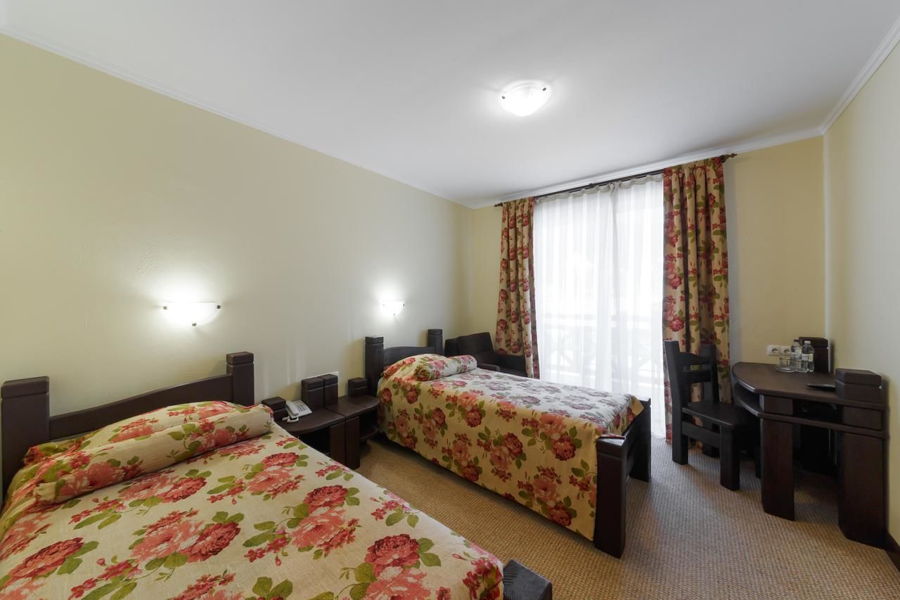 Отель Hotel Rubel Яремче